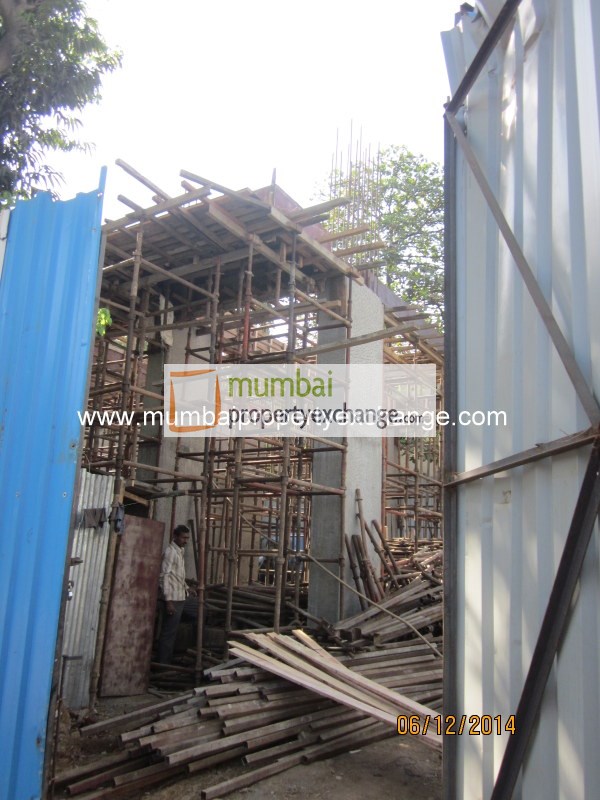 10023 Oth 6 Dec 2014 - Khodiyar Apartment, Borivali East