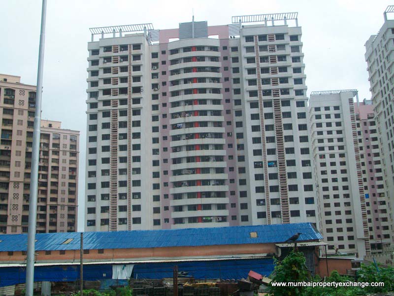 Flat on rent in Girnar Heights, Wadala