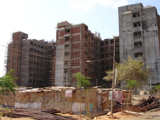 Flat on rent in Seawoods, Borivali West