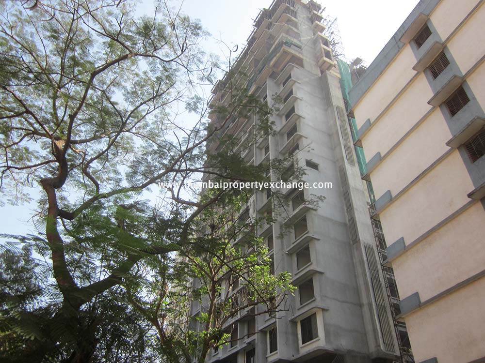 Flat on rent in Vrajdham, Kandivali West