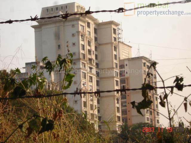 Flat on rent in Ganga Tower II, Chembur
