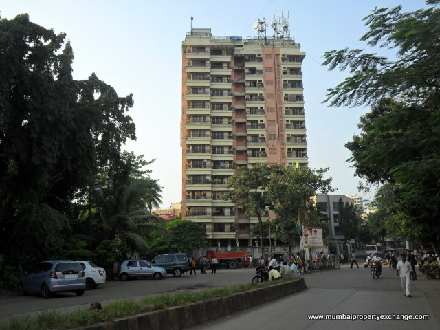 Minaret Tower - Andheri West