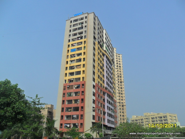 Flat on rent in Shree Vallabh Tower, Malad West