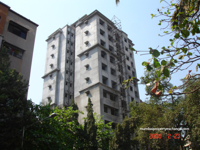 Flat on rent in Shree Radhe Darshan, Kandivali West