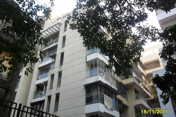 Flat for sale in Orva, Bandra West