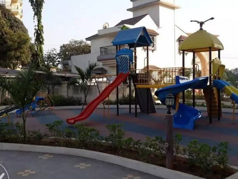 Regal Square Kids Play Area