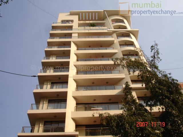 Flat on rent in Emerald Heights, Chembur