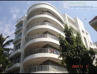 1677 Main - Belvedere, Khar West