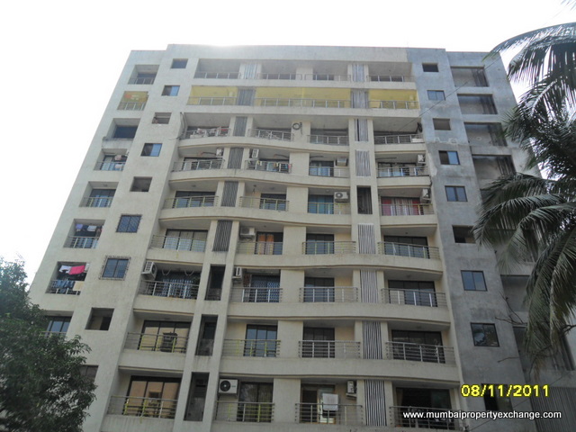 Flat on rent in Universal Paradise, Vile Parle East