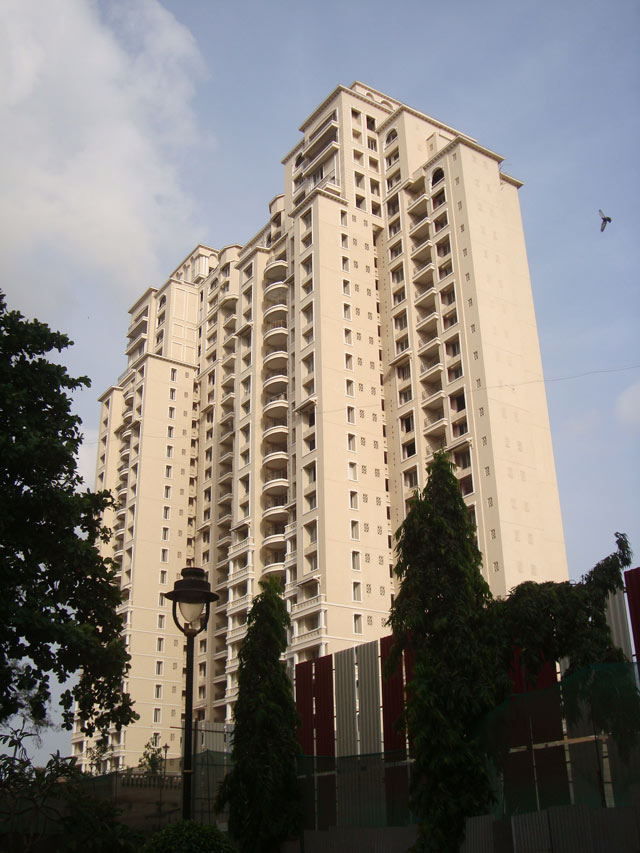 Eminente, Goregaon West by Mahindra Lifespaces