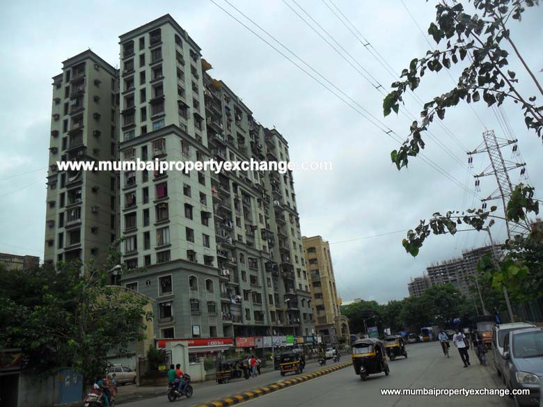 Flat on rent in Govardhan Nagar, Kandivali West