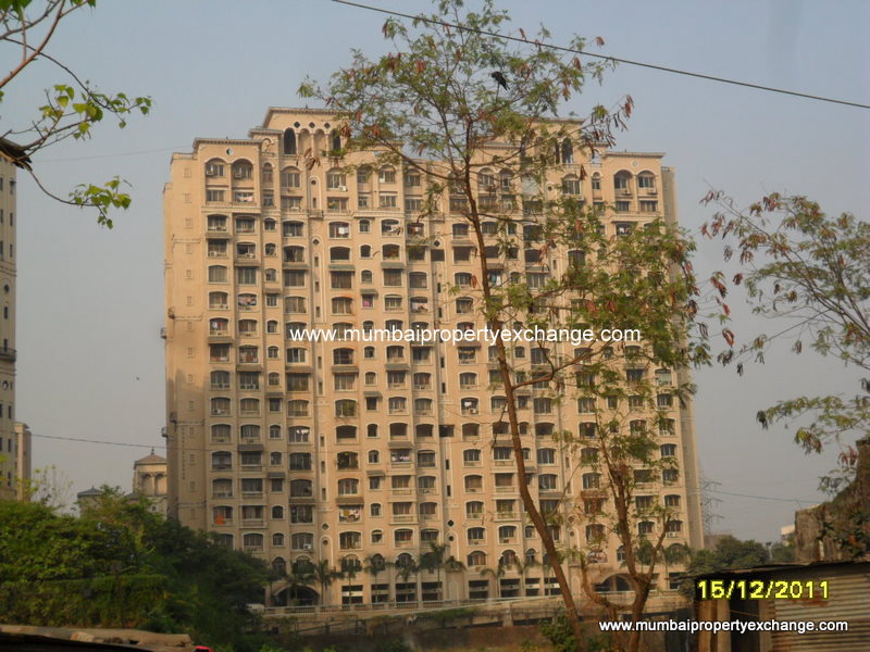 Flat on rent in Dosti Blossom, Wadala