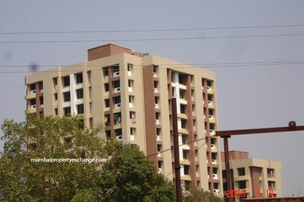 Flat for sale in Neelkanth Valley, Thane West