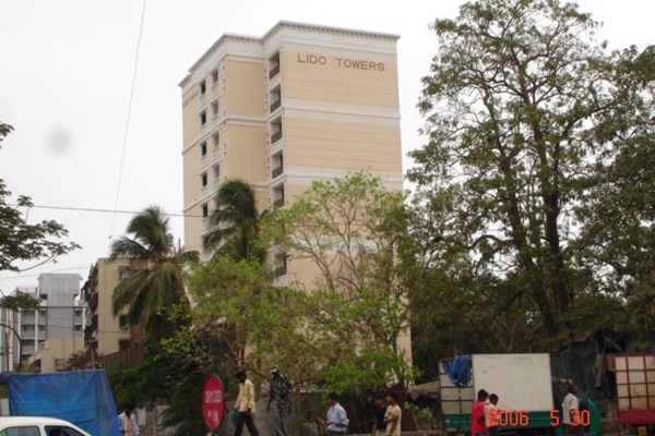 Flat on rent in Lido Towers, Santacruz West