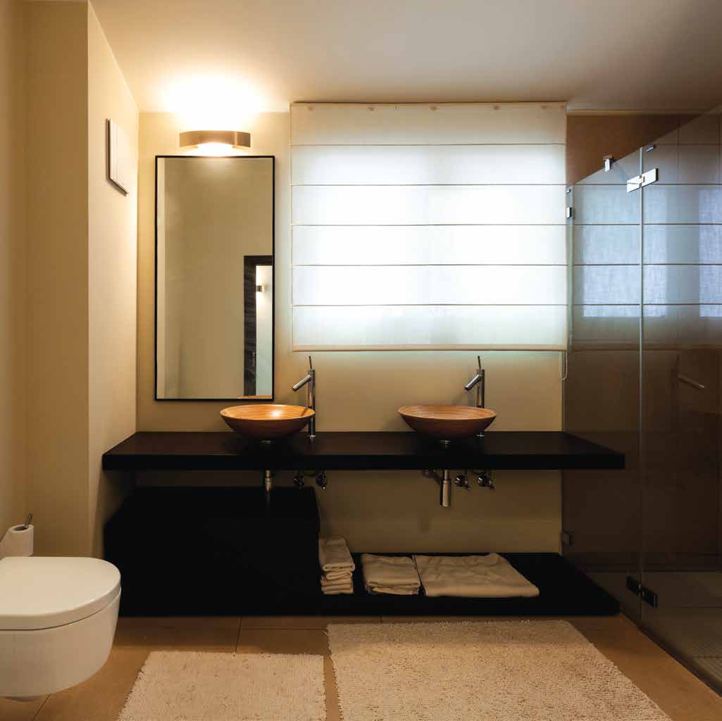 Arista Bathroom Image
