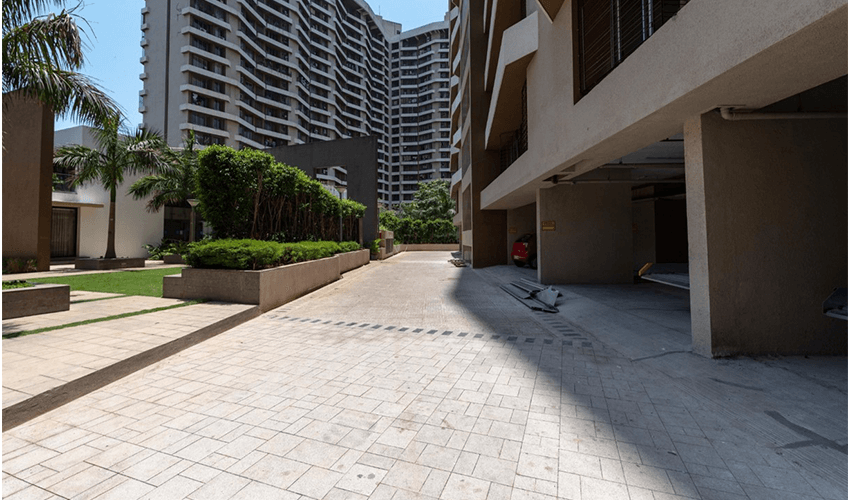 Hills Pristine Elevation Image 4