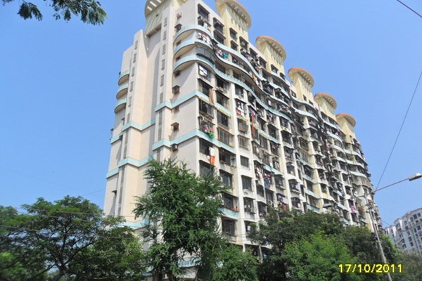 Flat for sale in Raj Heights, Kandivali West