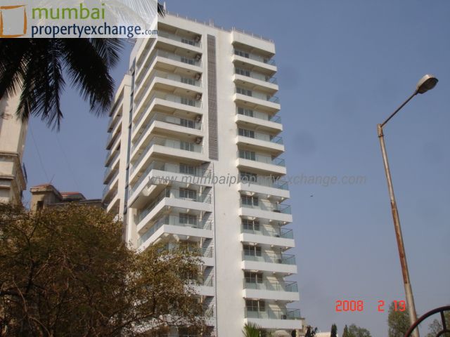 Flat on rent in Bhagtani Towers, Andheri West