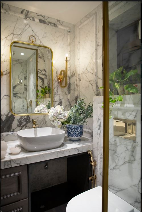 Evershine Crown Bathroom