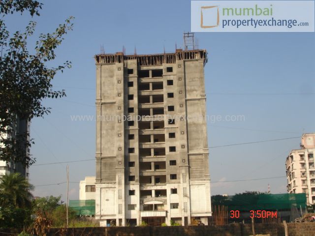 Flat on rent in Royal Classic, Mulund West