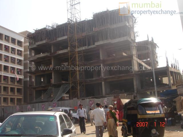 Flat on rent in Galaxy Royale, Malad West