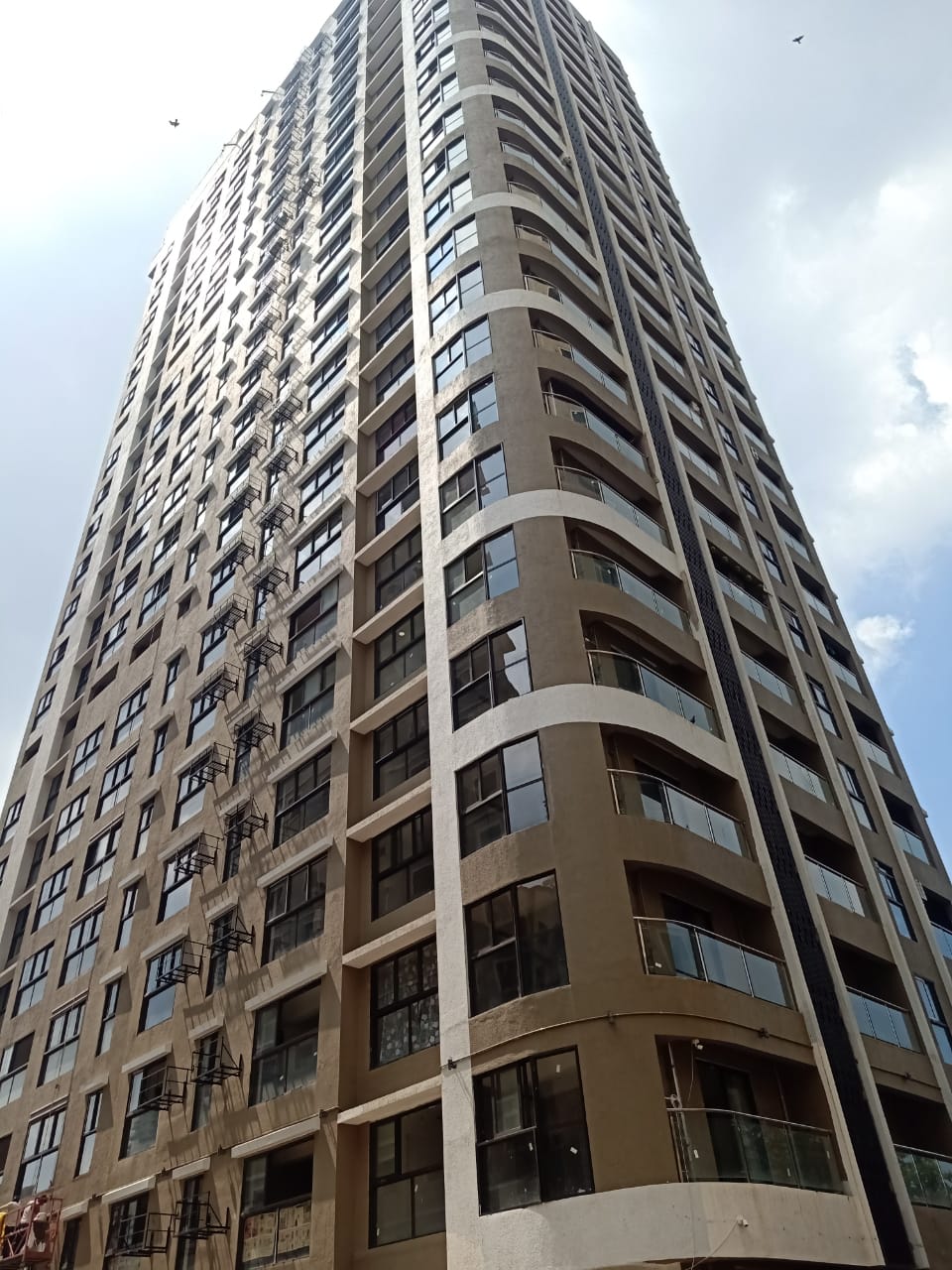 El Signora, Andheri West by Paradigm Realty