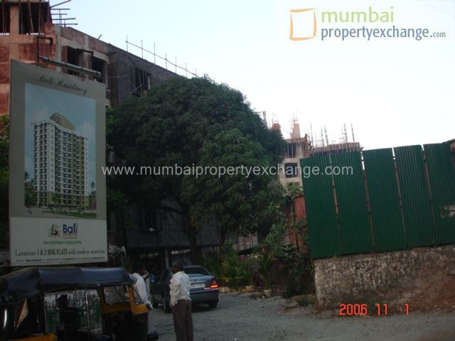 Flat on rent in Bali Shelters, Malad West