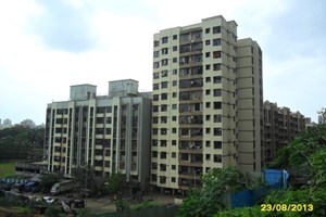 Shree Ram Nivas, Malad East by Shree Housing