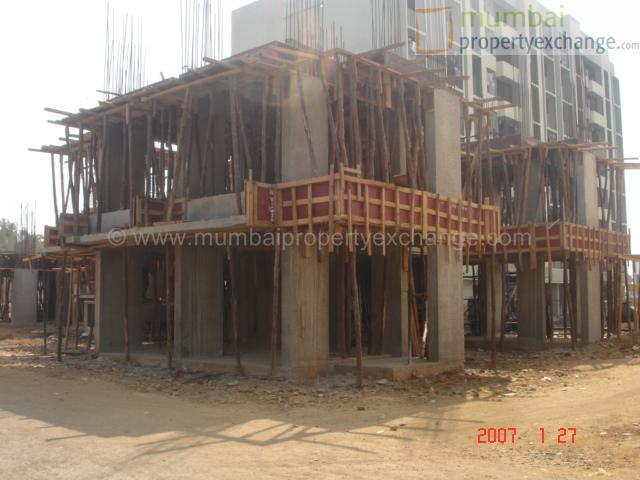 Flat on rent in Shree Ram Nivas, Malad East