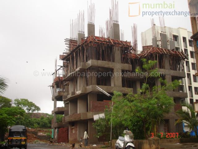 Flat on rent in Shree Ram Nivas, Malad East