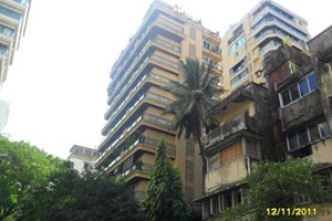 Tuscany, Khar West by Red Stone Group