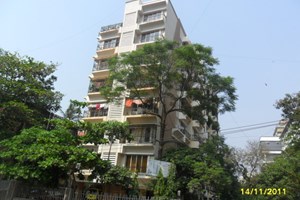 Clayton Apartments, Bandra West by Rizvi Builders