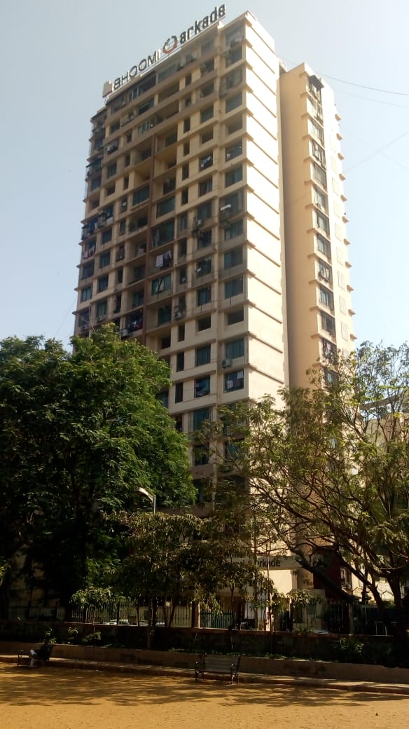 Flat on rent in Bhoomi Arcade, Kandivali East