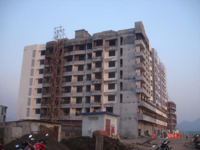 Flat on rent in Shalon Garden, Mira Road