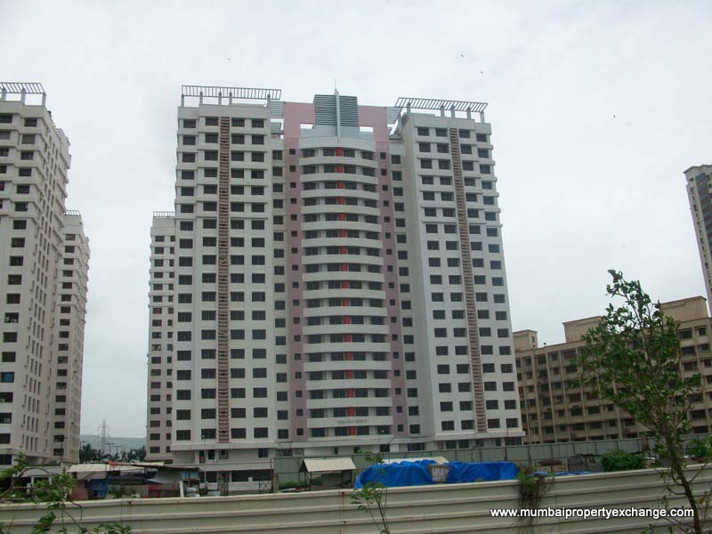Flat on rent in Himalayan Heights, Wadala