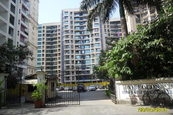 Flat on rent in Veena Saaz, Kandivali East