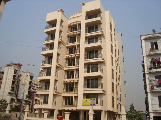 Kukreja Crystal, Koparkhairne by Kukreja Builders