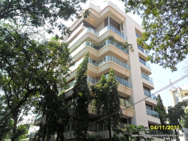 Swarna, Juhu by P R Builders