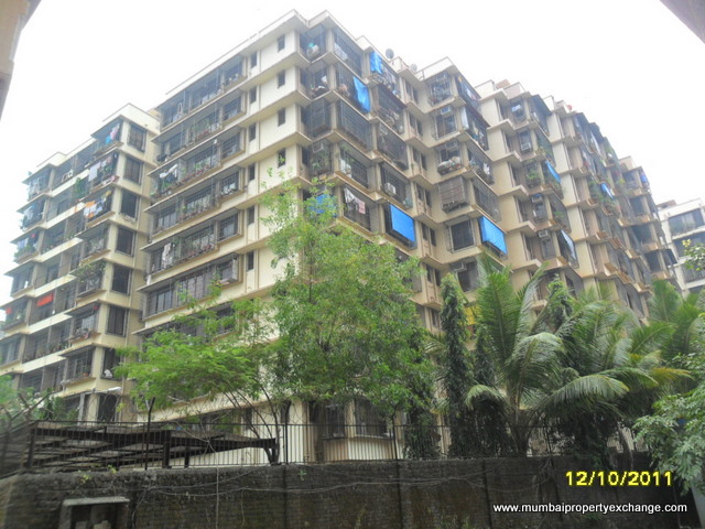 Flat on rent in Miraaj Residency, Malad West