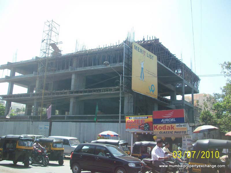 Flat on rent in Golden Jubilee Tower, Jogeshwari