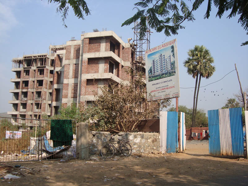 Flat on rent in Avirahi Classique, Borivali East