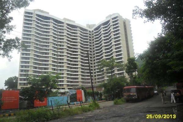 Flat for sale in Kalpataru Hills, Thane West