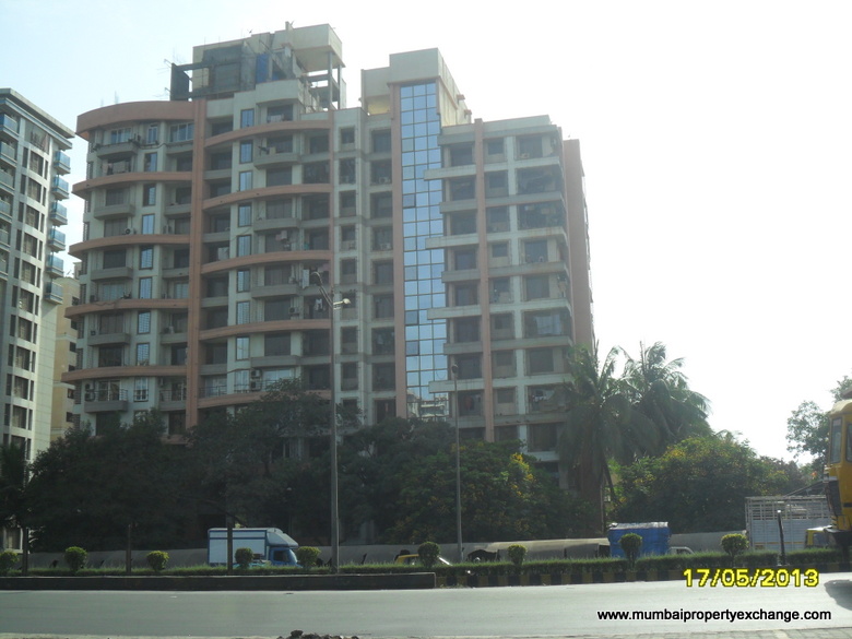 Flat on rent in Sarvodaya, Bandra East