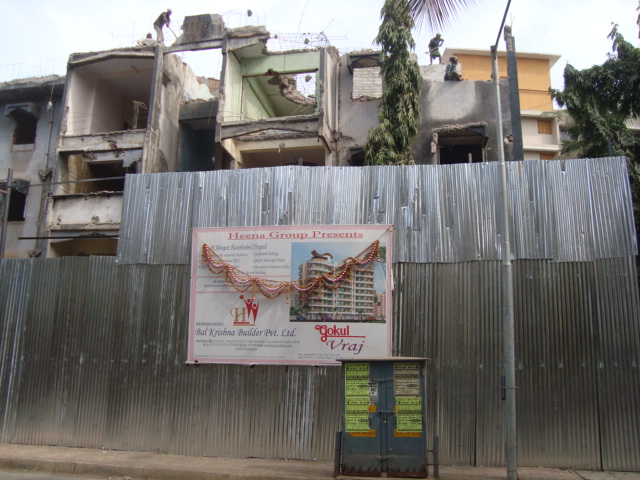 Flat on rent in Gokul Vraj, Andheri East