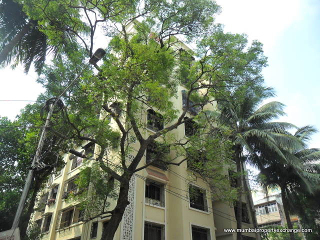 Flat for sale in Meenakshi, Goregaon West