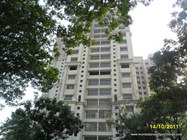 Flat on rent in Adarsh Regal, Malad West