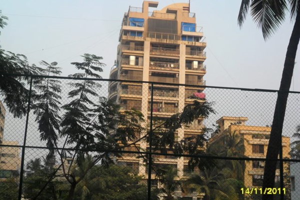 Flat for sale in Hicons Residency, Bandra West