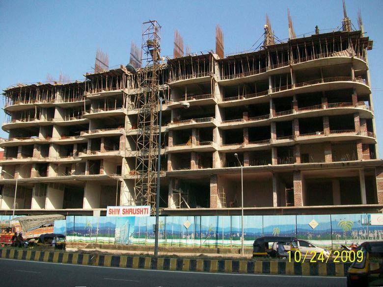 Flat on rent in Shiv Shrushti, Kandivali West