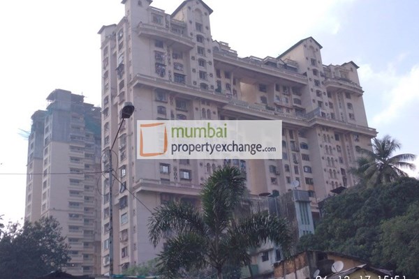 Flat for sale in Reyhaan Terraces, Jogeshwari