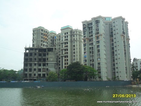 Hari Kunj III by Kukreja Construction Co.